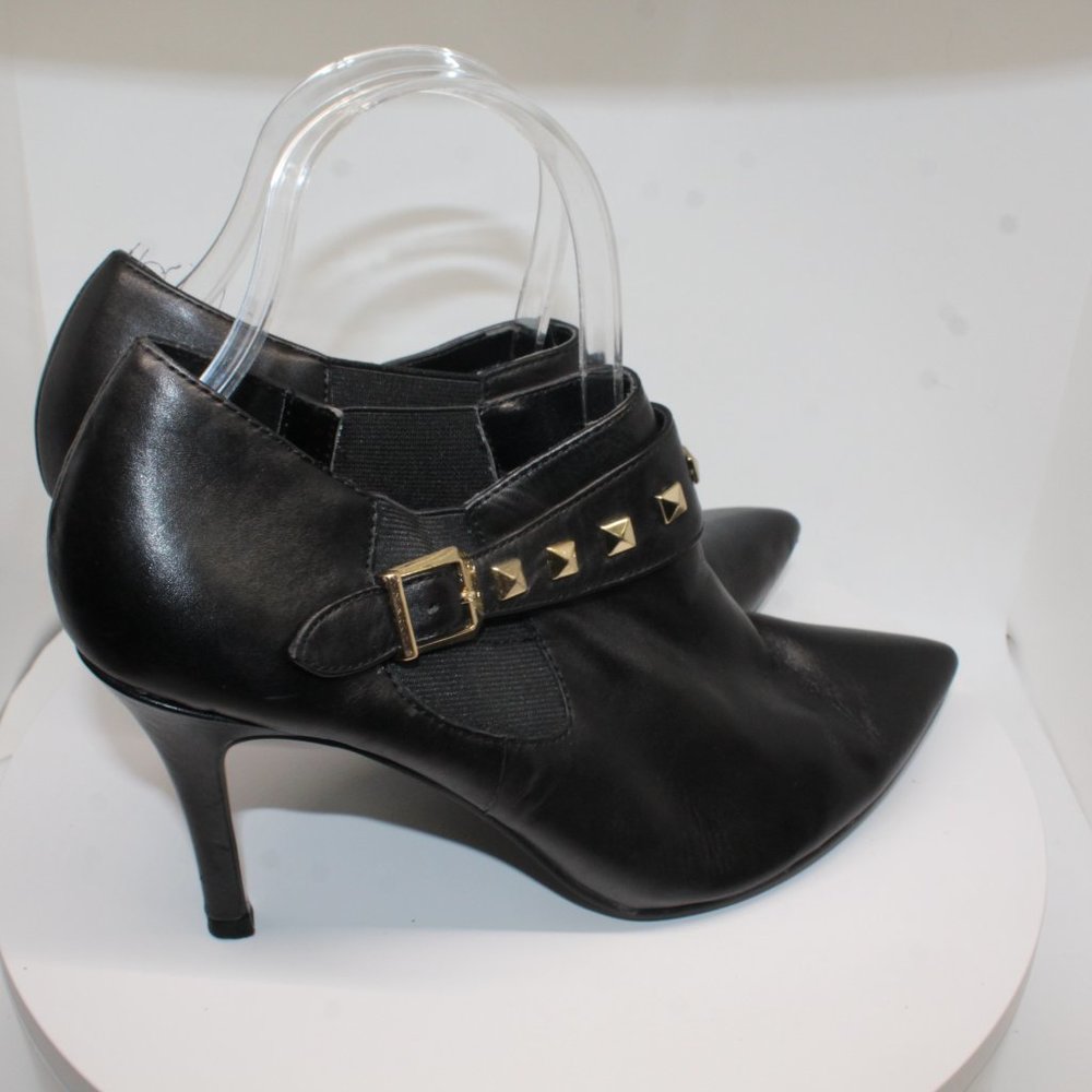 GUESS T Pyramid Studded Sz 8.5M Black Leather Ankle Booties Stilettos Heels #144 - Picture 4 of 16
